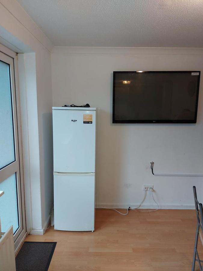 Willen Spacious And Serene Stay Near Milton Keynes Centre מראה חיצוני תמונה