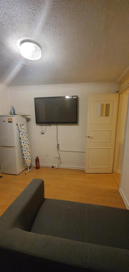 Willen Spacious And Serene Stay Near Milton Keynes Centre מראה חיצוני תמונה