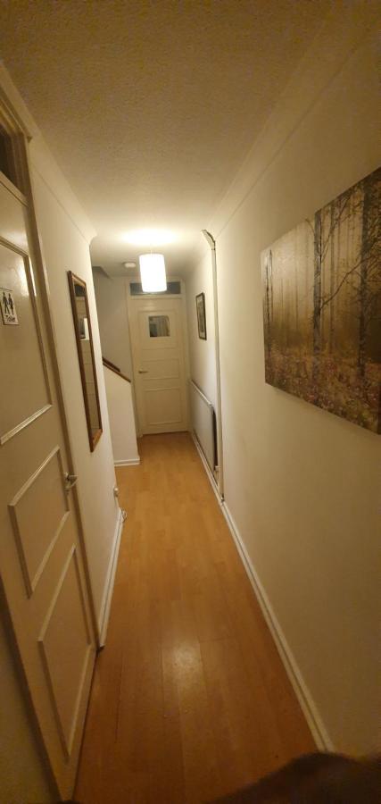 Willen Spacious And Serene Stay Near Milton Keynes Centre מראה חיצוני תמונה