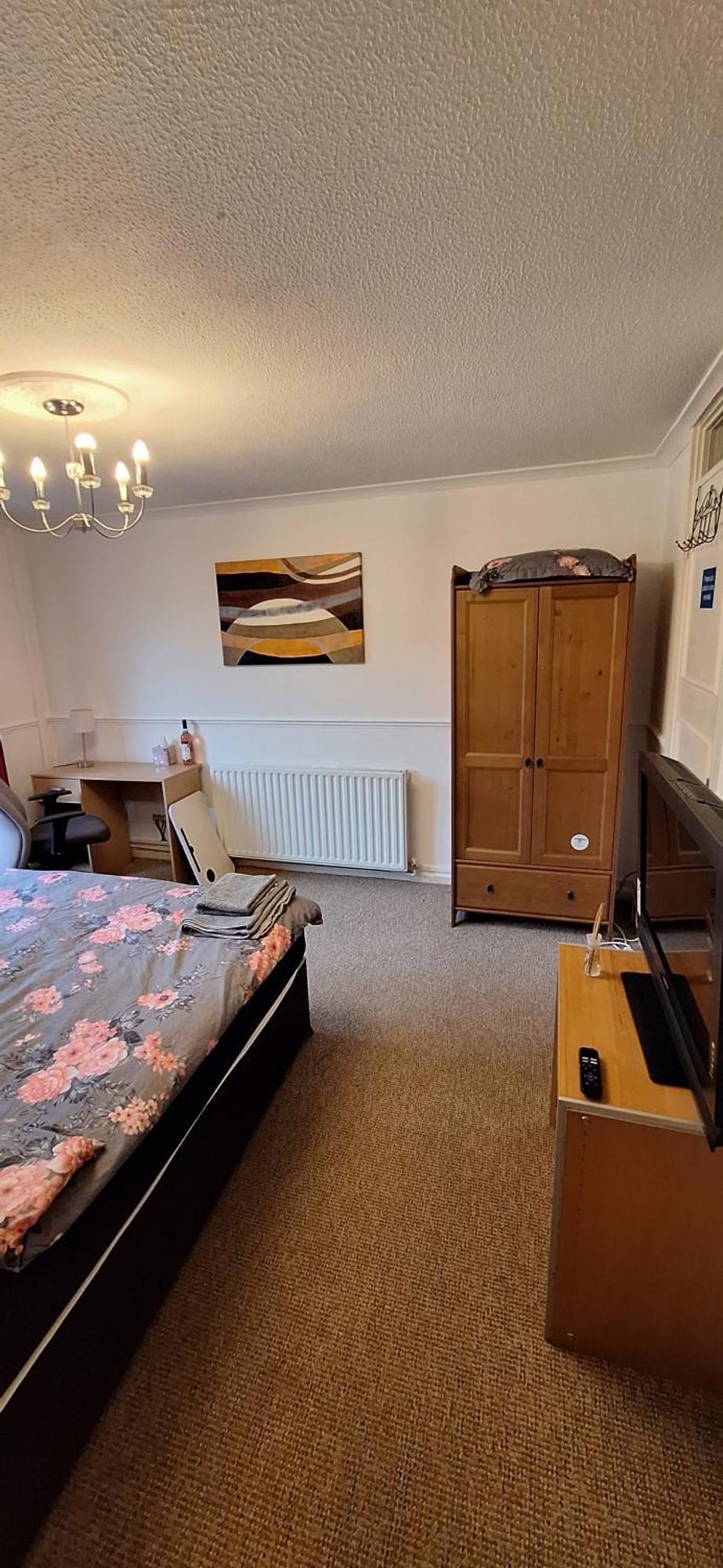 Willen Spacious And Serene Stay Near Milton Keynes Centre חדר תמונה