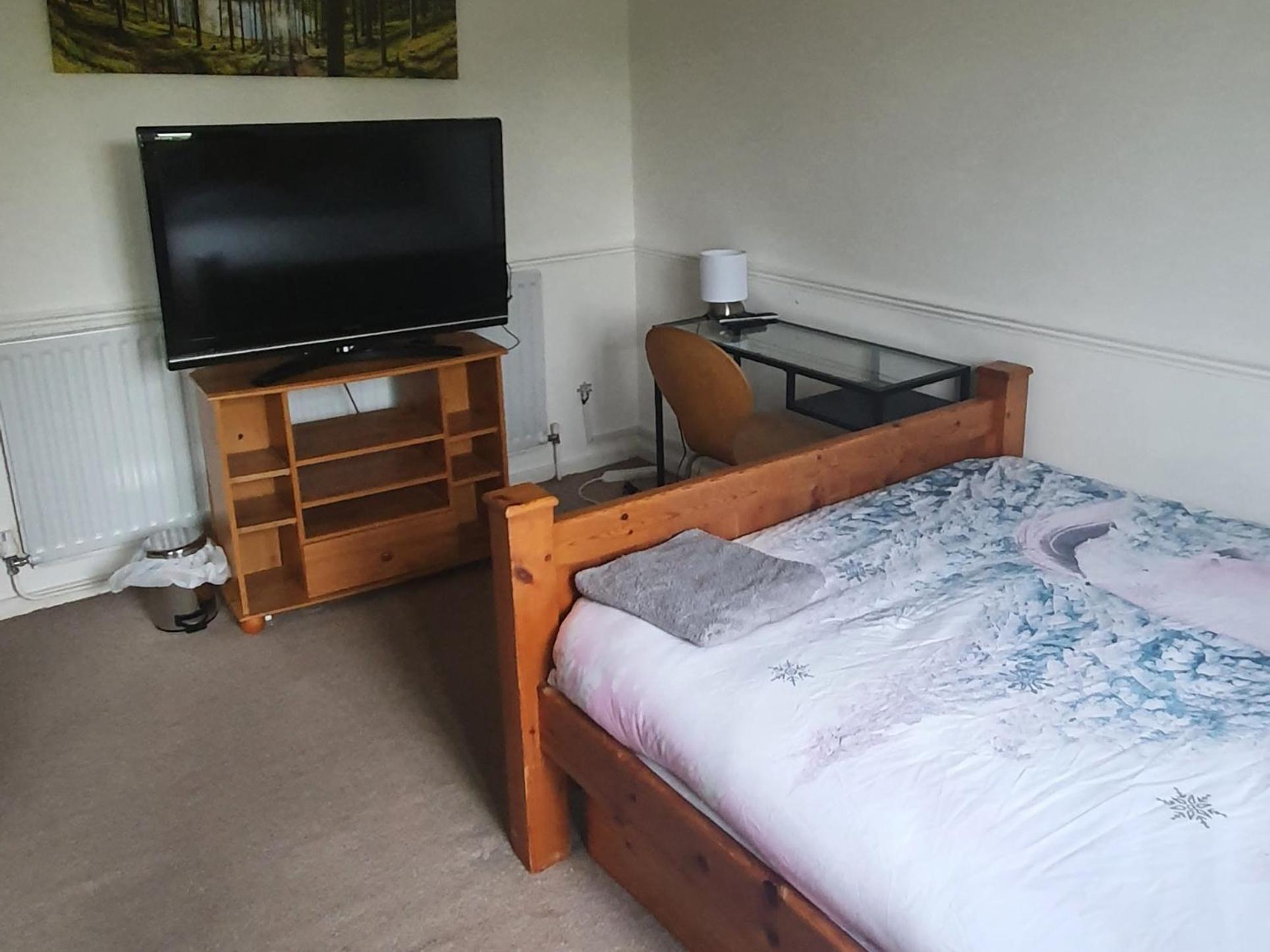 Willen Spacious And Serene Stay Near Milton Keynes Centre חדר תמונה